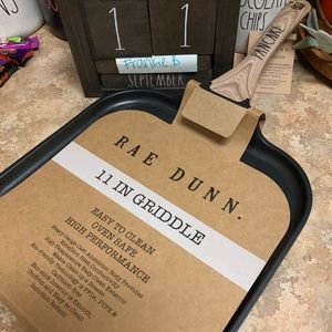 SOLD💖Rae dunn pancake